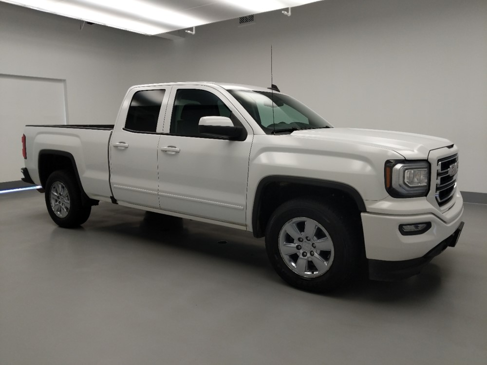 2017 GMC Sierra 1500 - Passenger Front Side