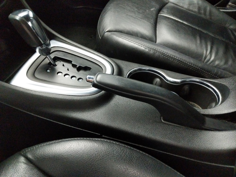 2014 Dodge Avenger - Center Console/Cup Holders