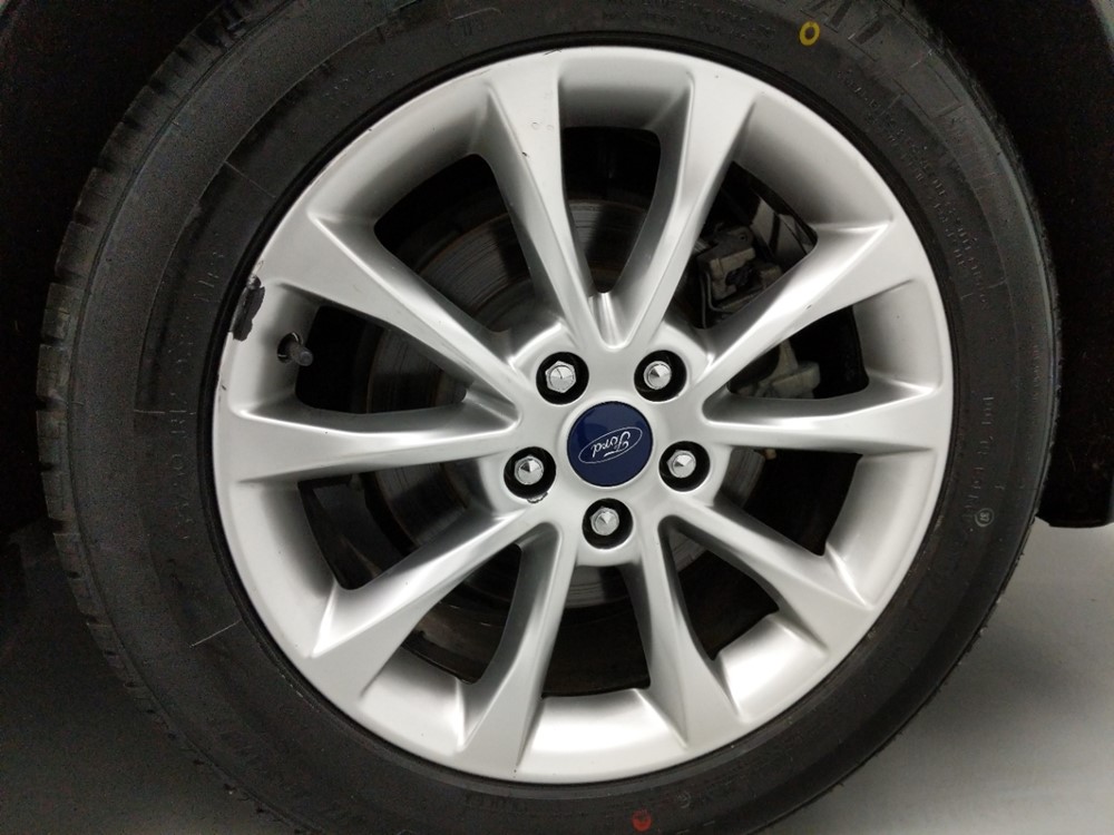 2017 Ford Fusion - Wheel