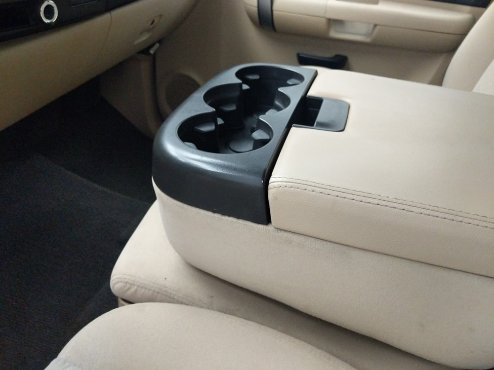 2008 Chevrolet Silverado 1500 - Center Console/Cup Holders