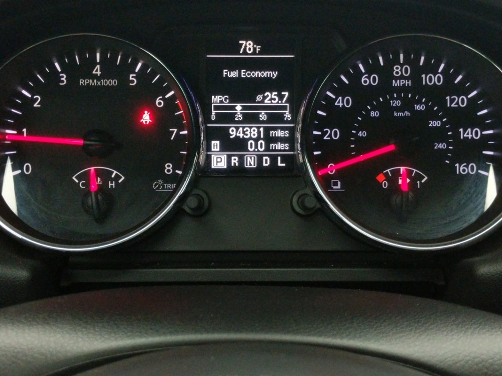 2012 Nissan Rogue - Odometer Close Up