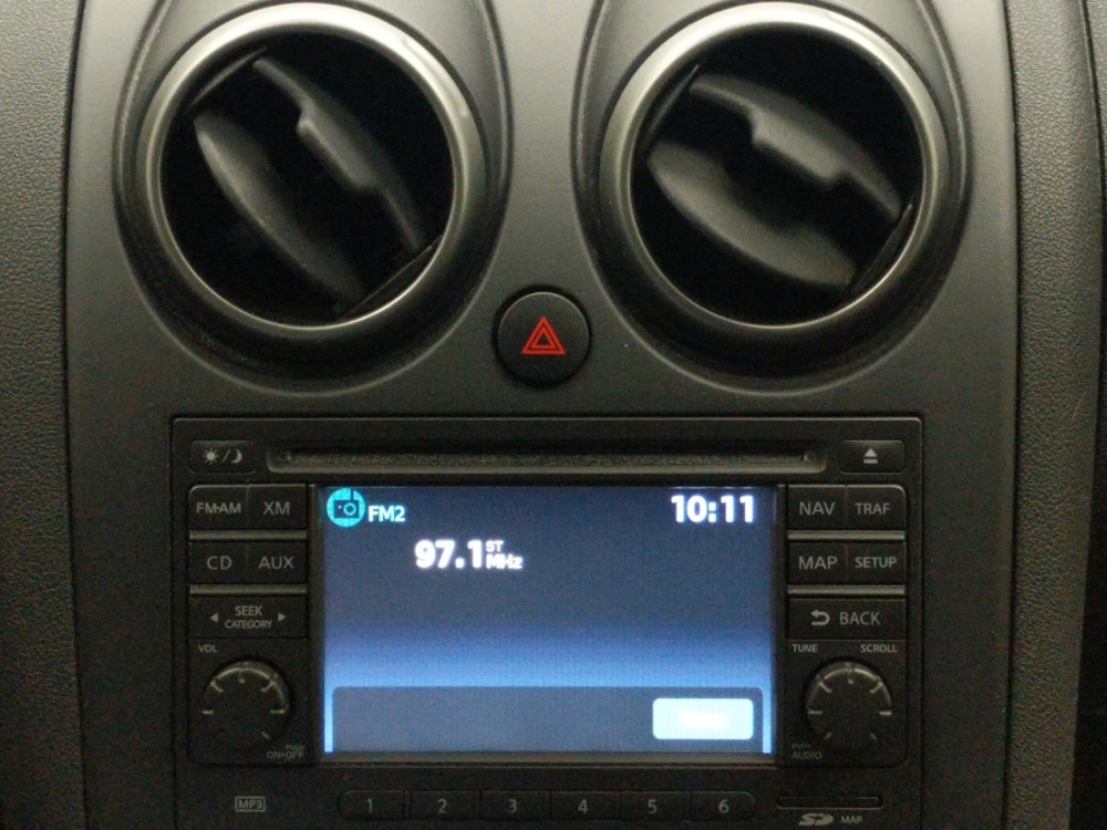 2012 Nissan Rogue - Stereo Package