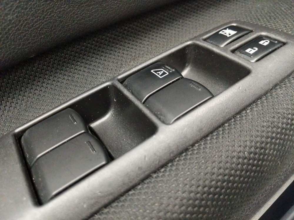 2012 Nissan Rogue - Driver Power Windows/Lock Control