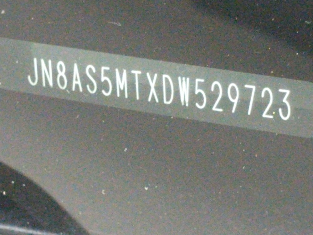 2013 Nissan Rogue - VIN Plate