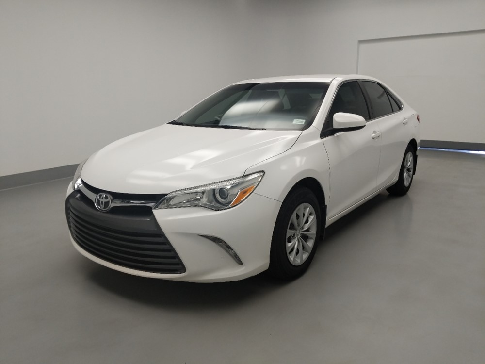 Used 2015 Toyota Camry Driver Front Bumper