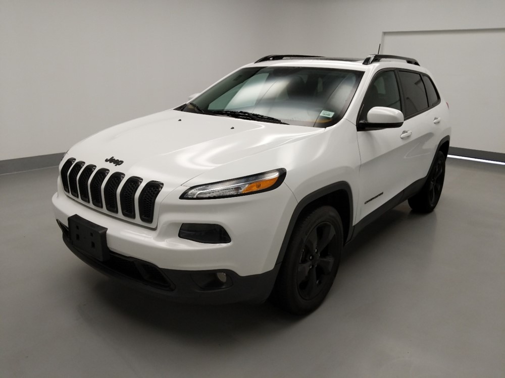 Used 2016 Jeep Cherokee Driver Front Bumper