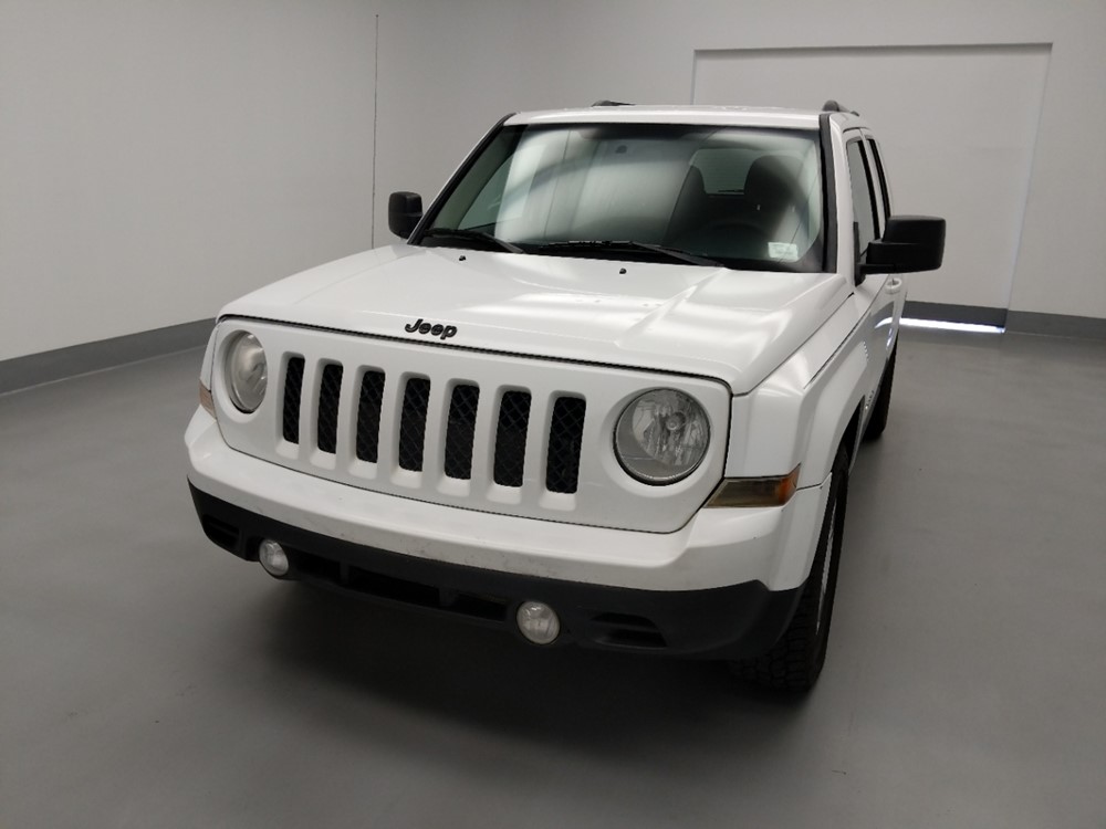 Used 2014 Jeep Patriot Driver Front Bumper