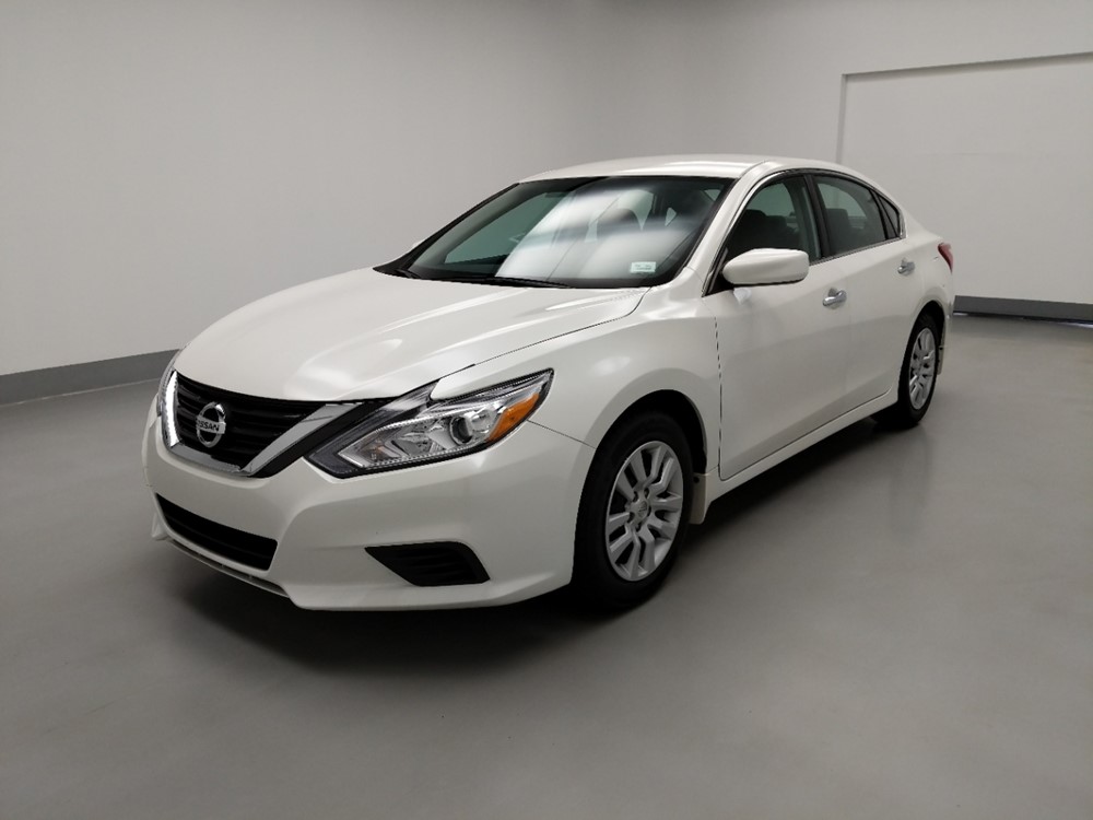 Used 2017 Nissan Altima Driver Front Bumper