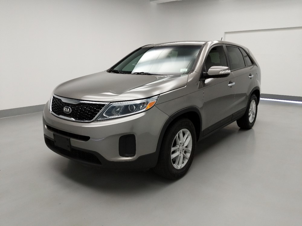 Used 2015 Kia Sorento Driver Front Bumper