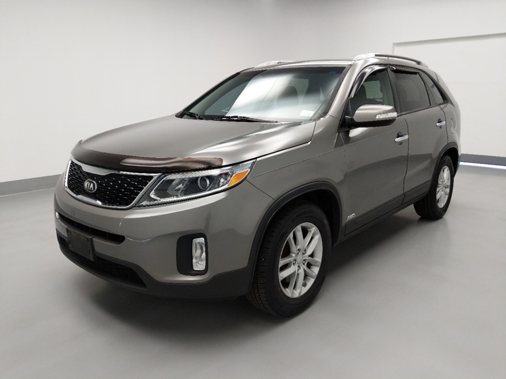 Used 2015 Kia Sorento Driver Front Bumper