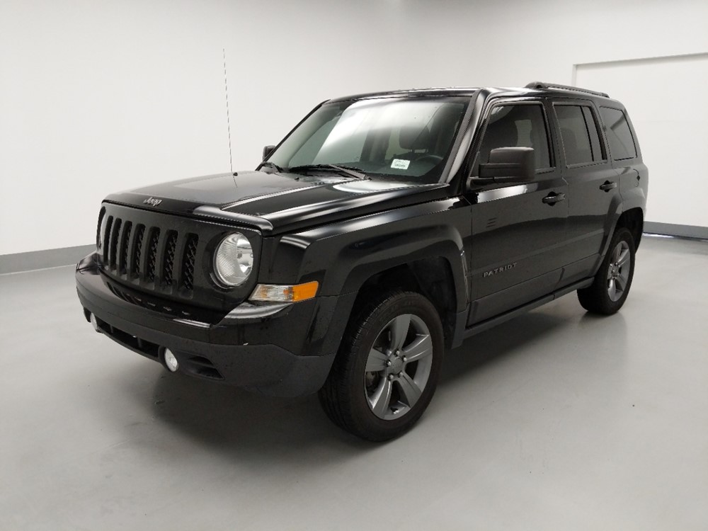 Used 2017 Jeep Patriot Driver Front Bumper