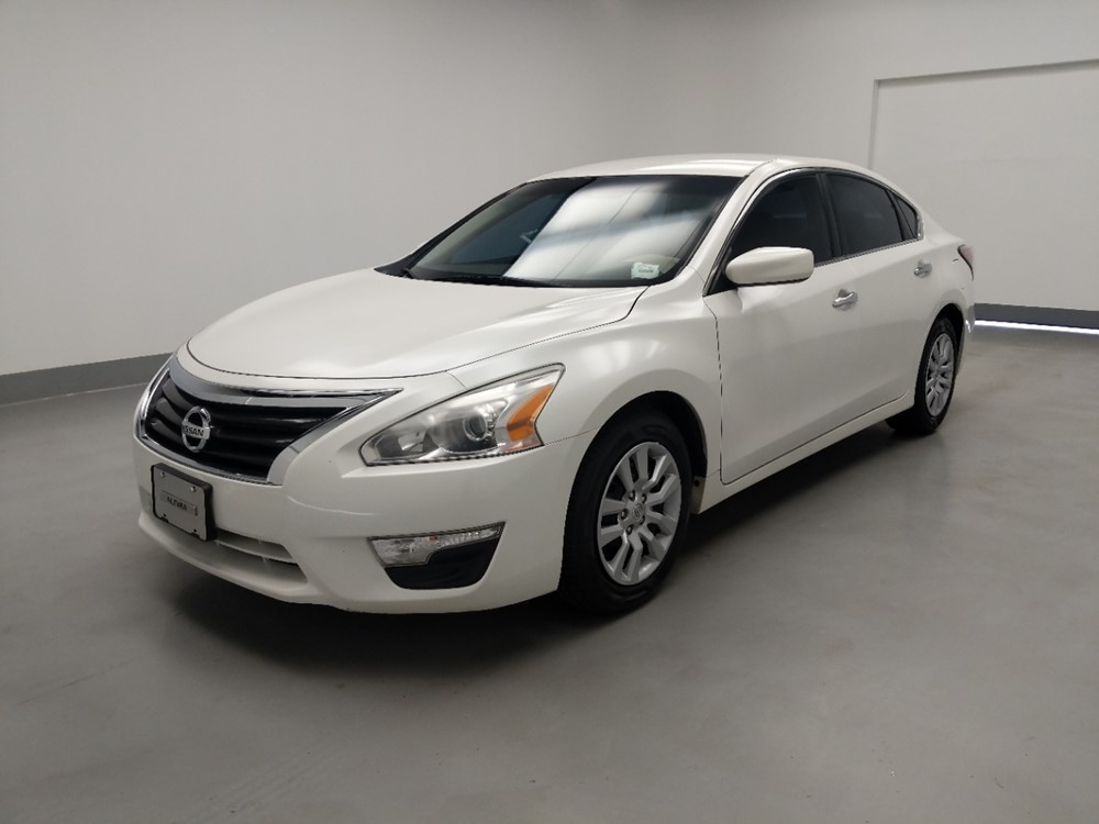 Used 2015 Nissan Altima Driver Front Bumper