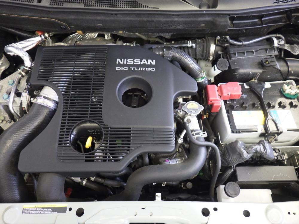 2014 Nissan JUKE - Engine