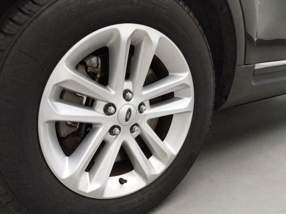 2014 Ford Explorer - Wheel