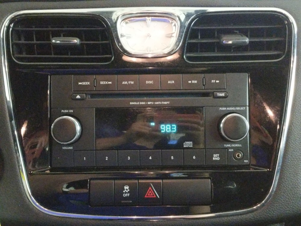 2012 Chrysler 200 - Stereo Package