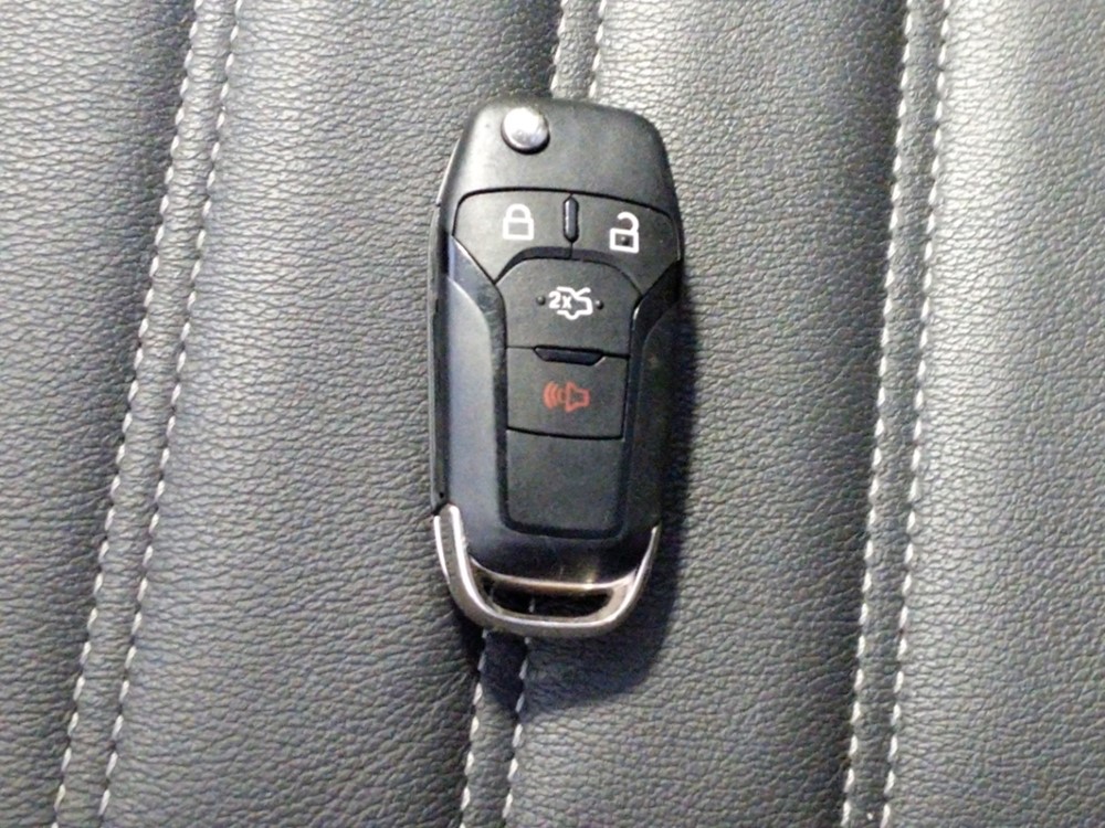 2016 Ford Fusion - Keys