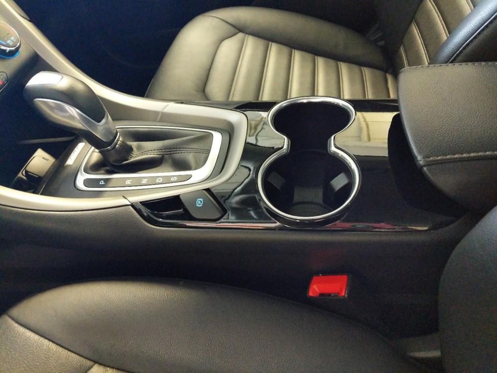 2016 Ford Fusion - Center Console/Cup Holders