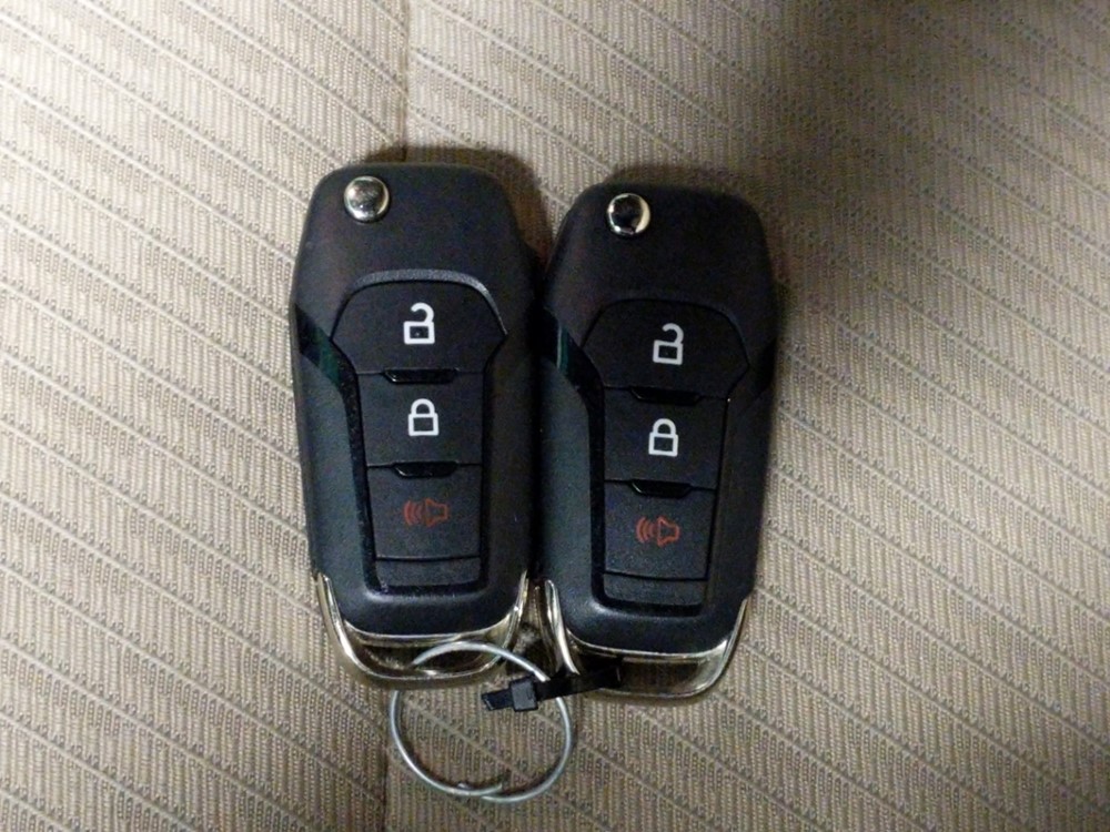 2016 Ford Explorer - Keys