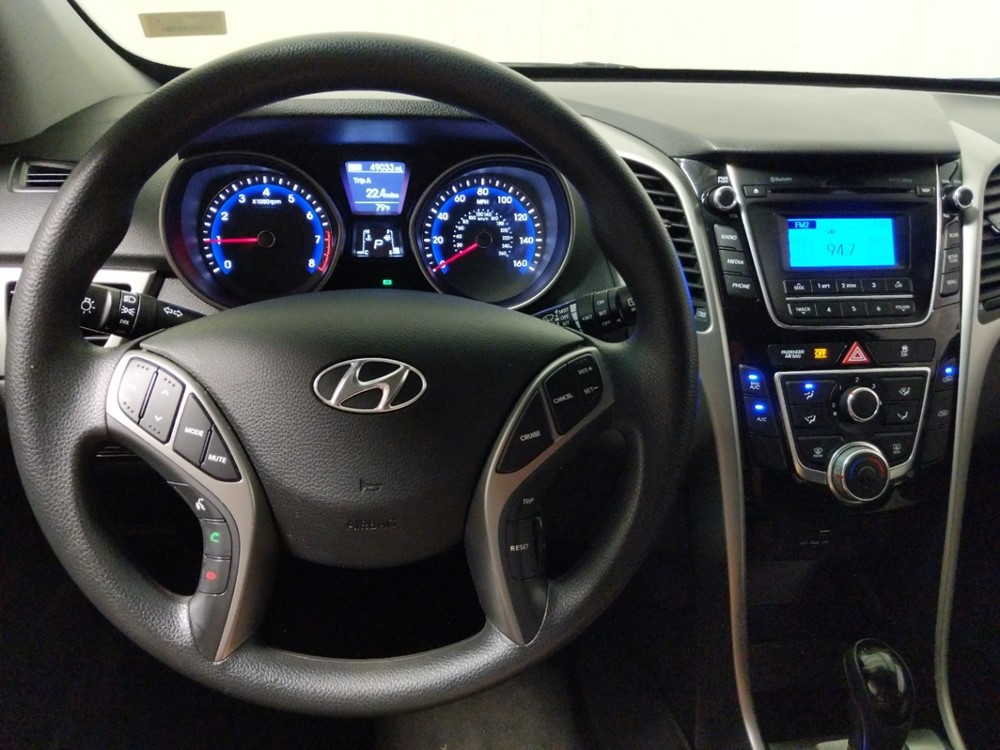 2017 Hyundai Elantra - Driver Dash