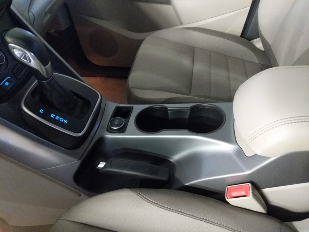 2013 Ford Escape - Center Console/Cup Holders