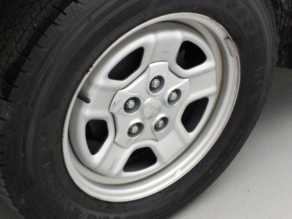 2016 Jeep Patriot - Wheel