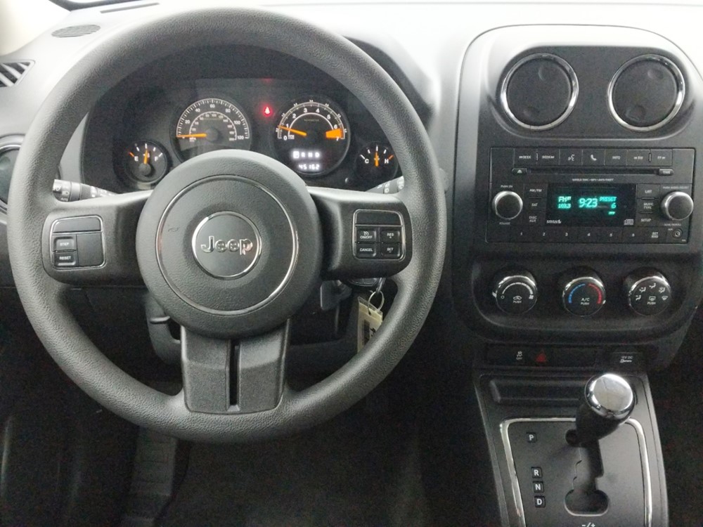 2016 Jeep Patriot - Driver Dash