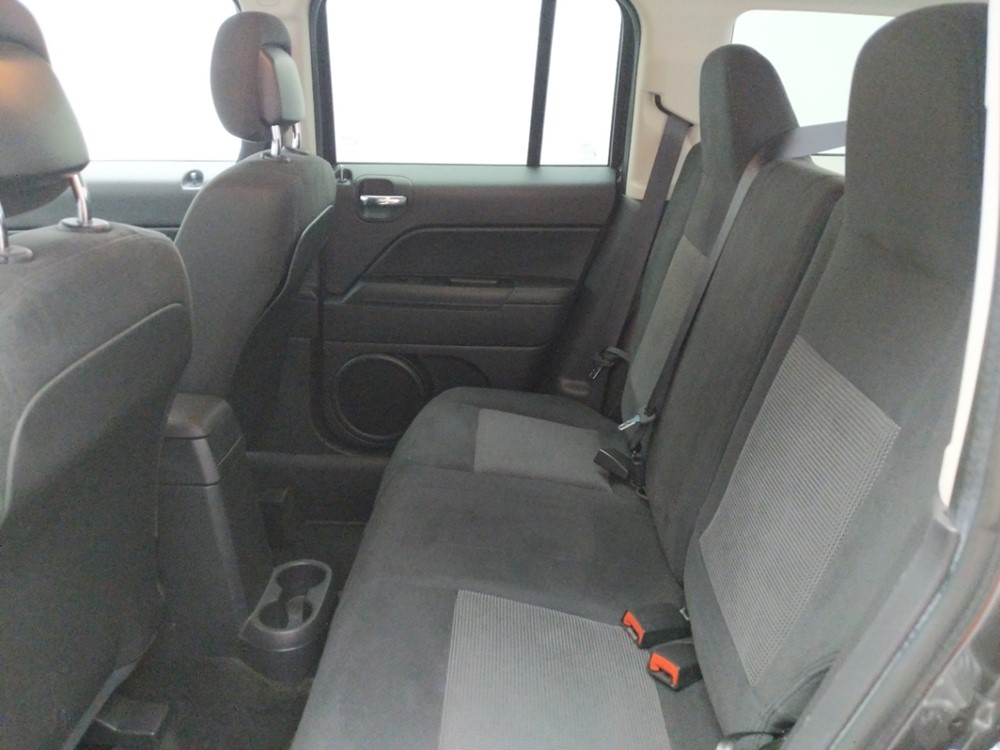 2014 Jeep Patriot - Driver Rear Seat