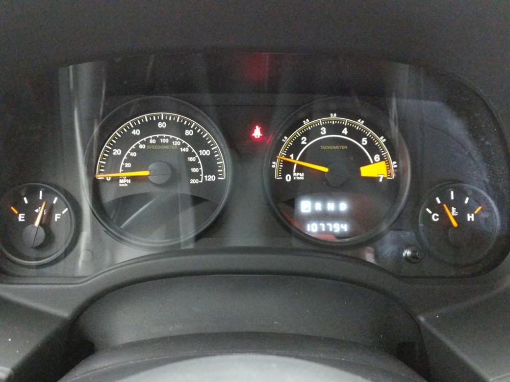 2014 Jeep Patriot - Odometer Close Up