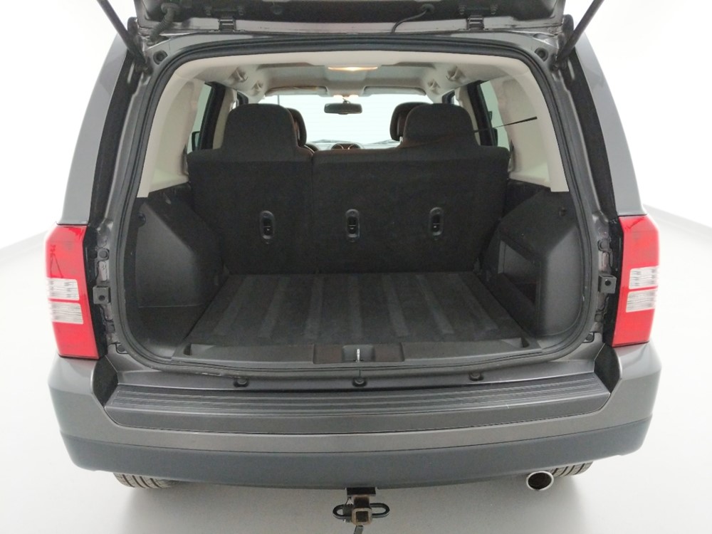 2014 Jeep Patriot - Trunk