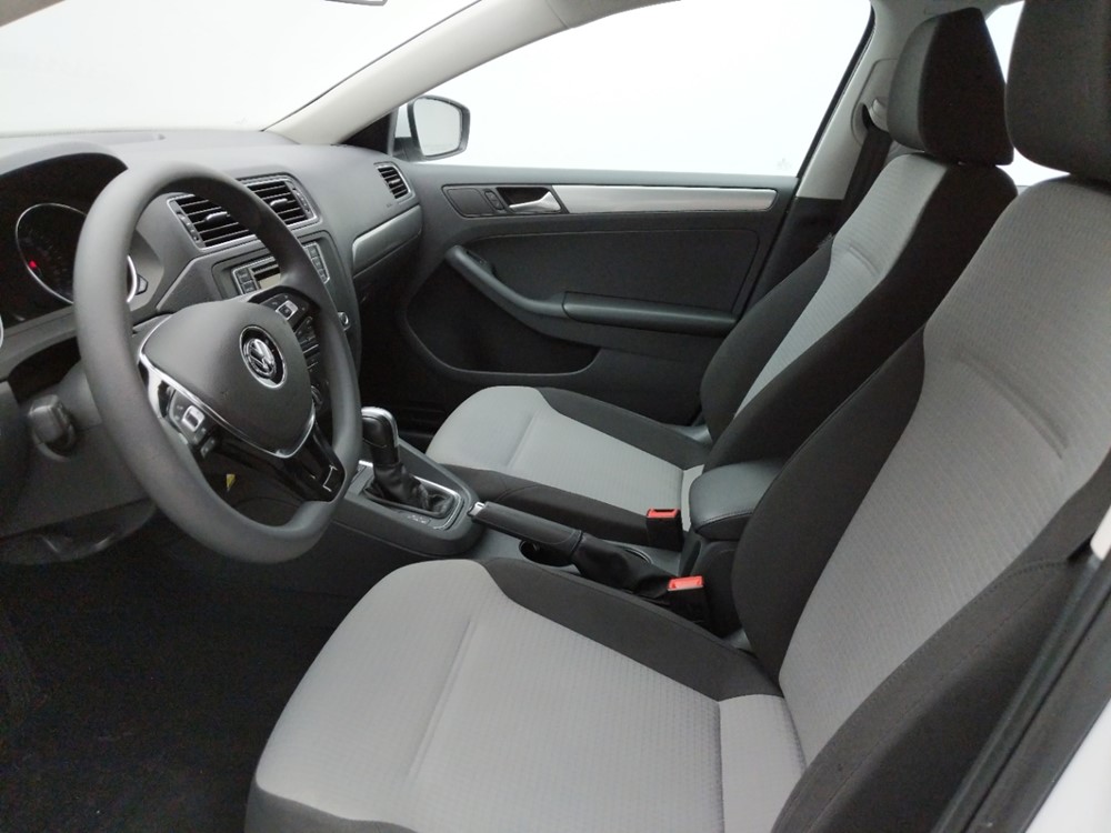 2017 Volkswagen Jetta - Driver Front Seat