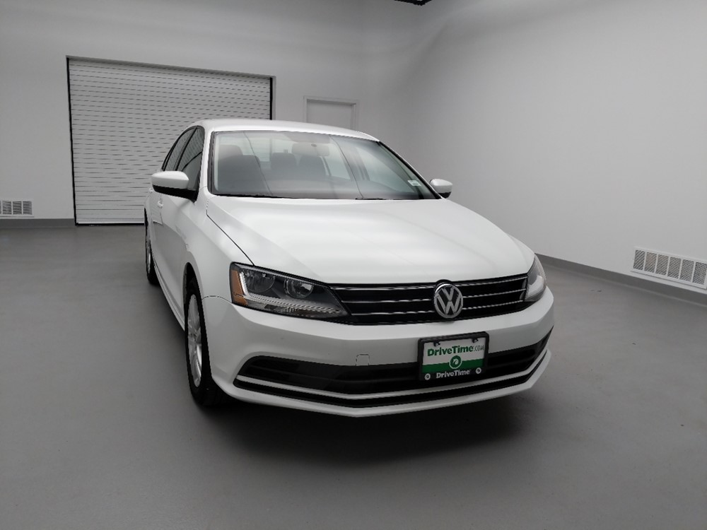 2017 Volkswagen Jetta - Passenger Front Hood