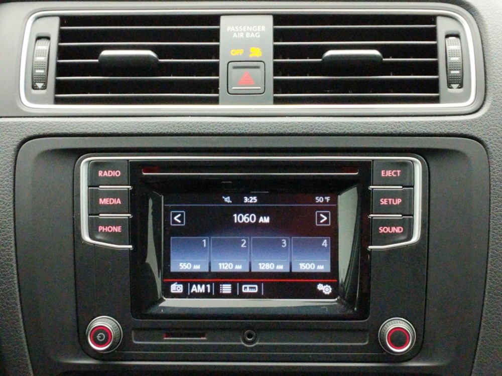 2017 Volkswagen Jetta - Stereo Package