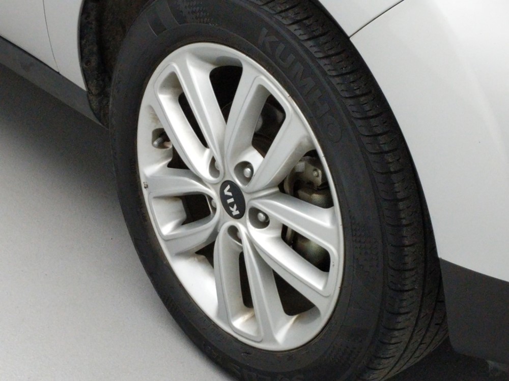 2017 Kia Soul - Wheel