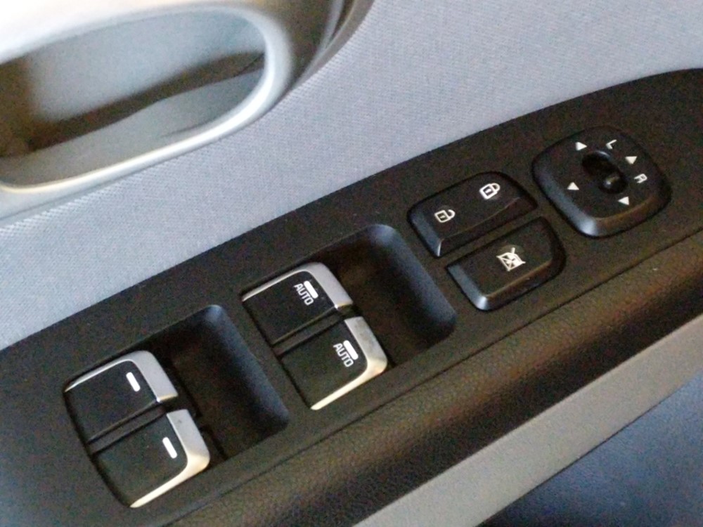 2017 Kia Soul - Driver Power Windows/Lock Control