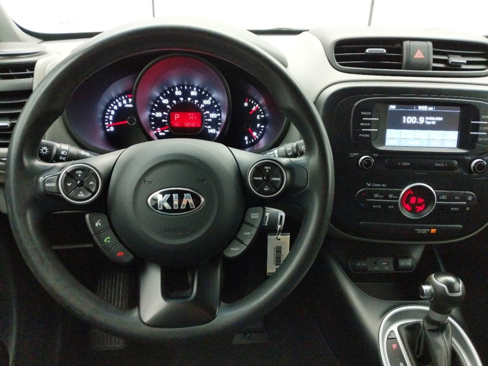 2017 Kia Soul - Driver Dash