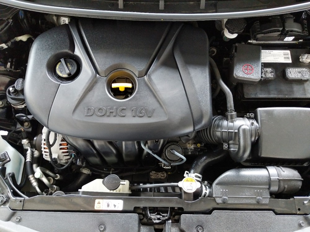 2016 Kia Forte - Engine