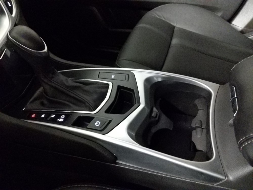 2016 Cadillac SRX - Center Console/Cup Holders