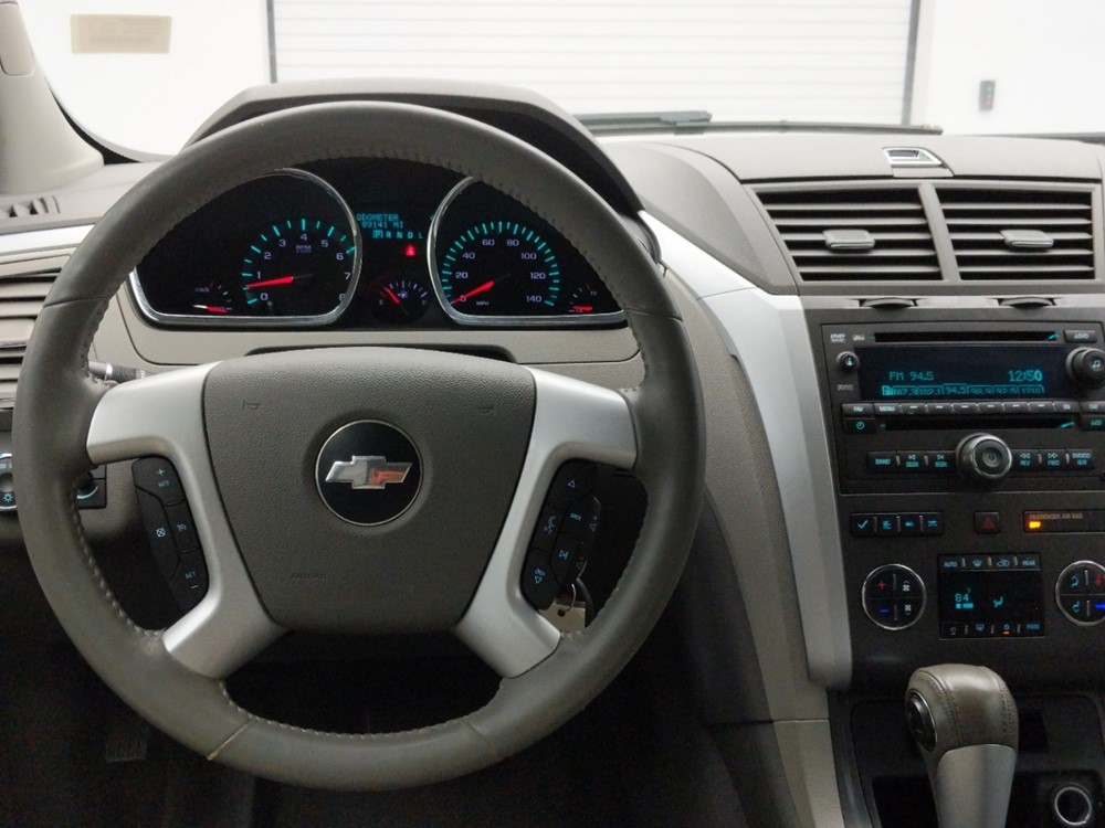 2010 Chevrolet Traverse - Driver Dash