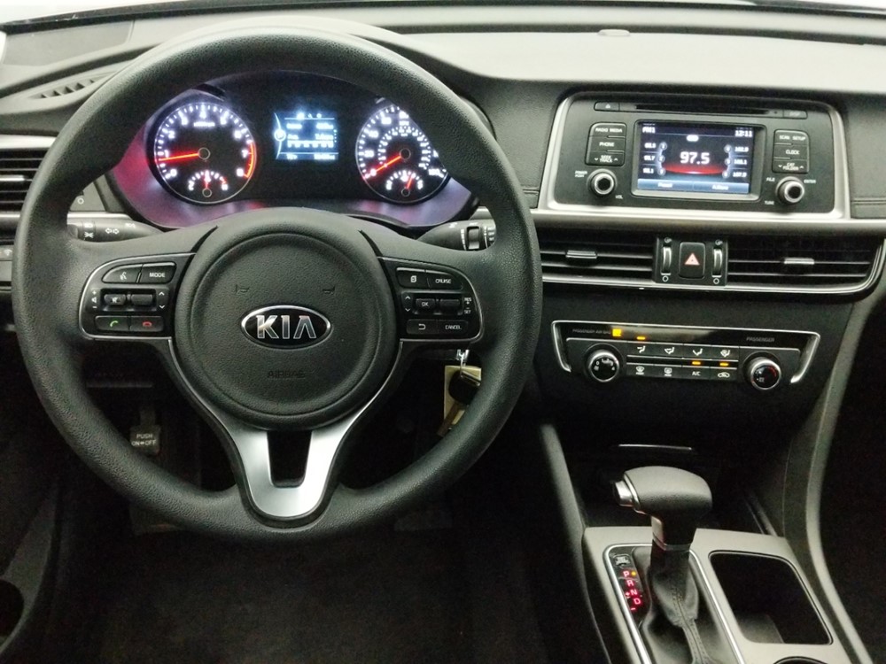 2016 Kia Optima - Driver Dash