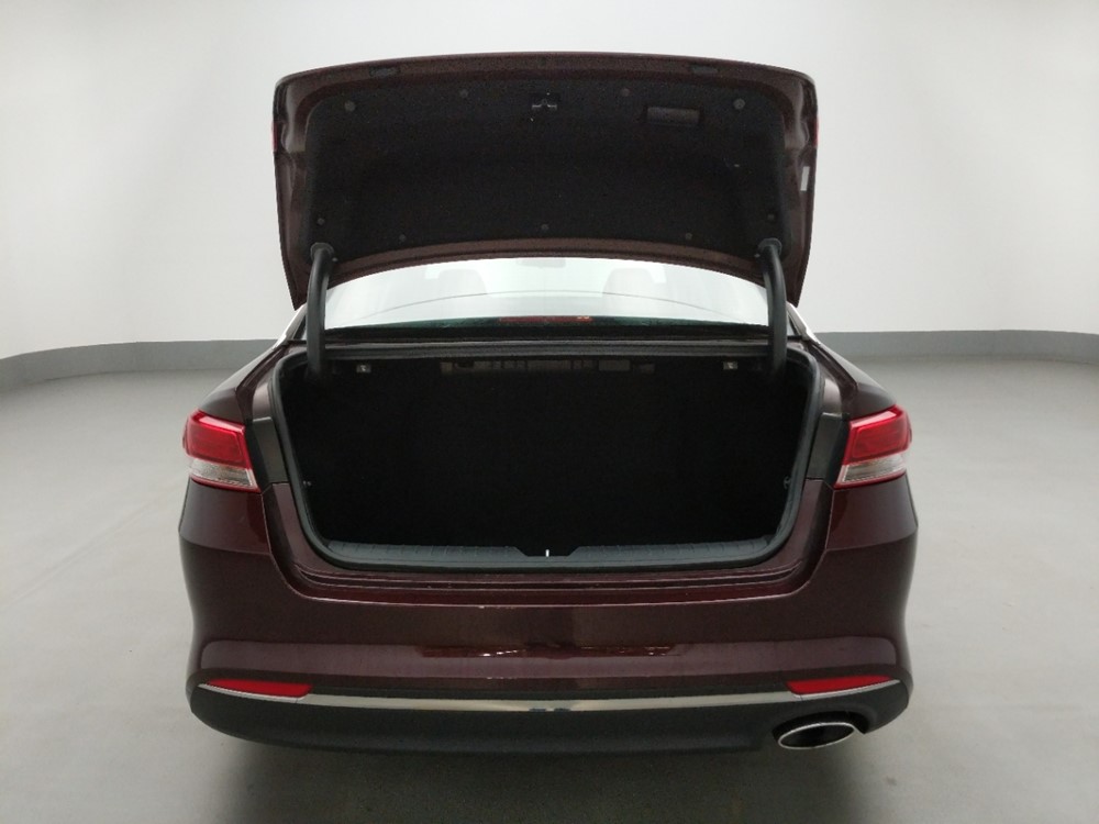 2016 Kia Optima - Trunk