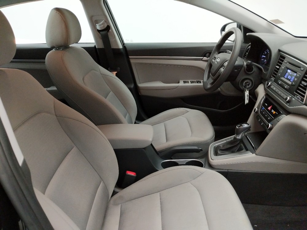 2017 Hyundai Elantra - Passenger Front Seat