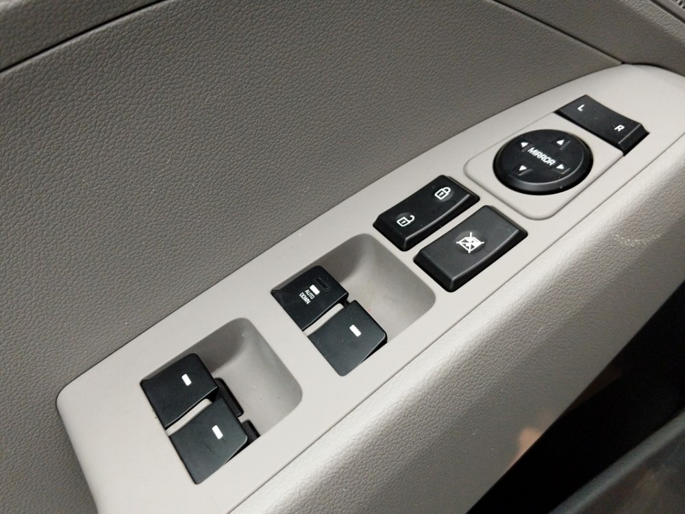 2017 Hyundai Elantra - Driver Power Windows/Lock Control