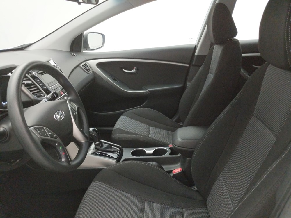 2017 Hyundai Elantra - Driver Front Seat