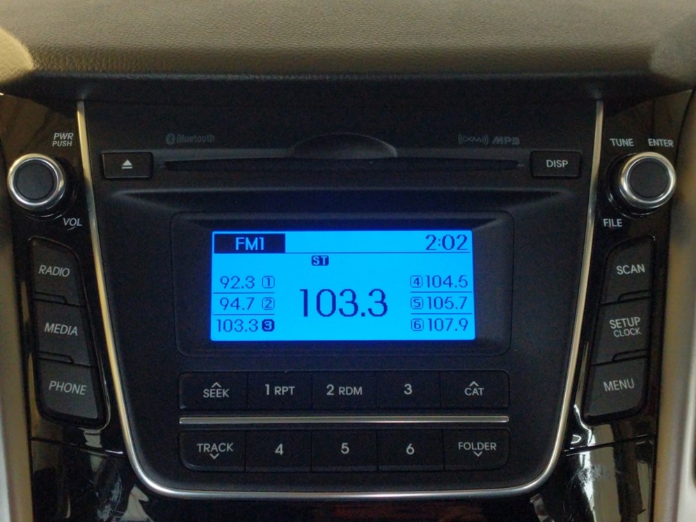 2017 Hyundai Elantra - Stereo Package