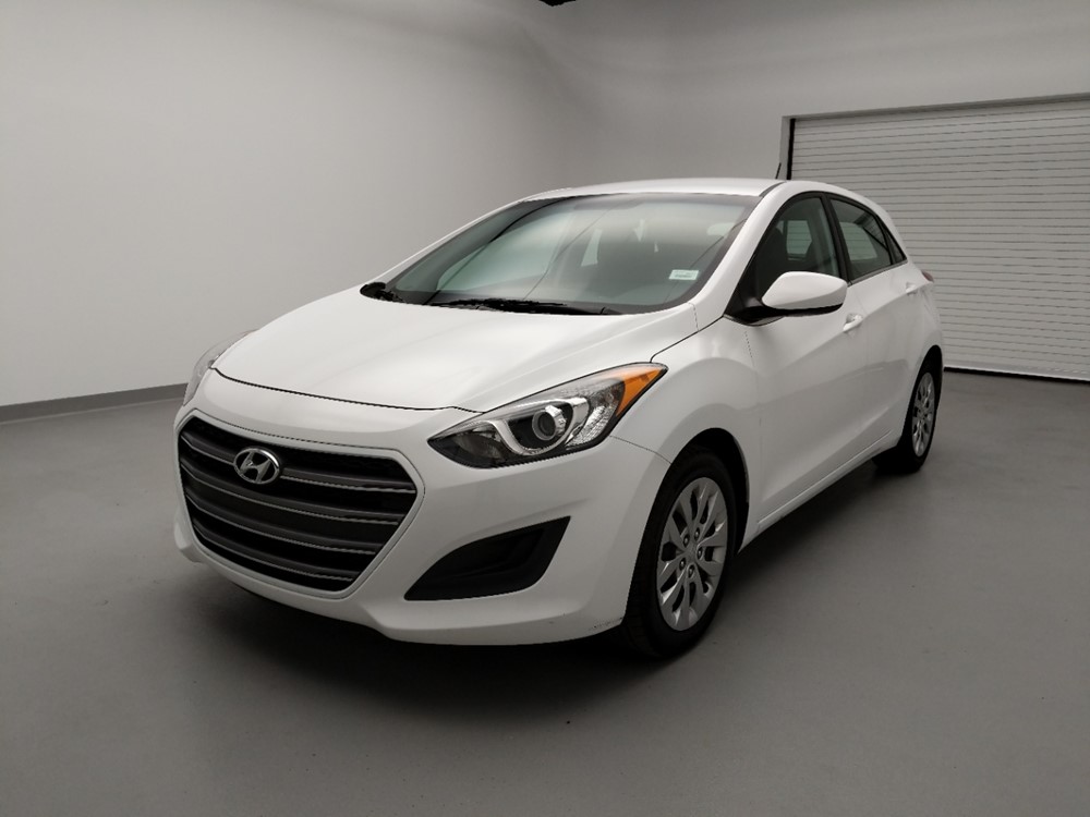 2017 Hyundai Elantra - Driver Front Bumper