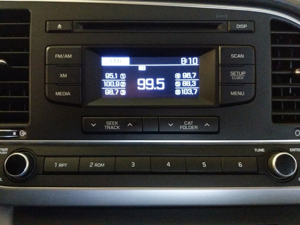 2017 Hyundai Elantra - Stereo Package