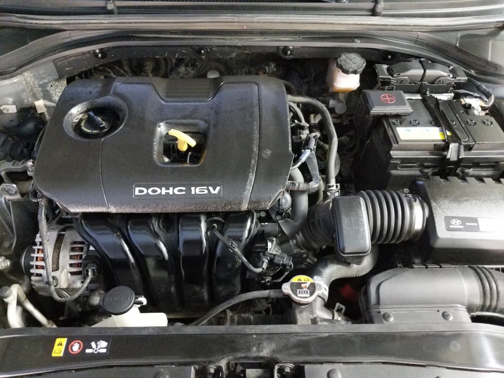 2017 Hyundai Elantra - Engine