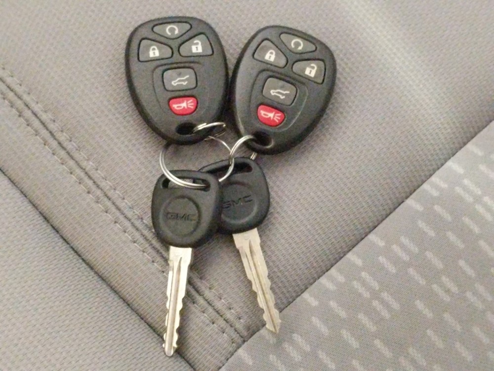 2015 GMC Acadia - Keys