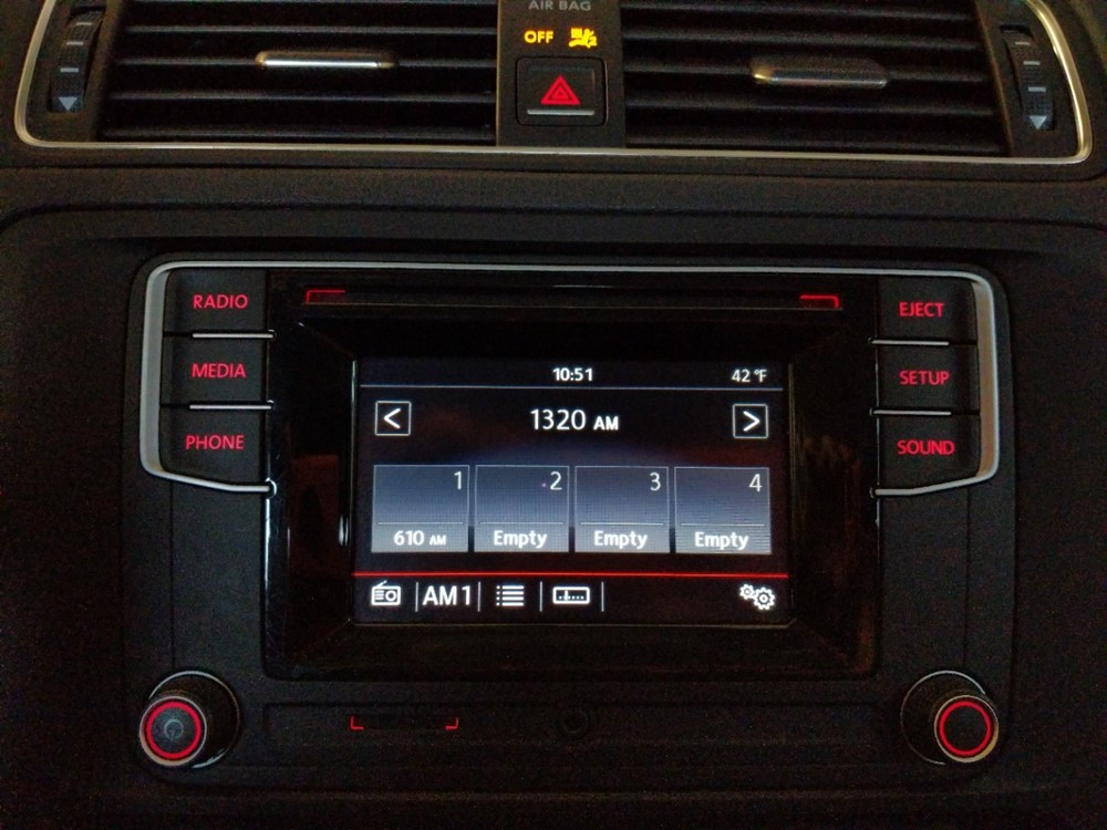 2017 Volkswagen Jetta - Stereo Package