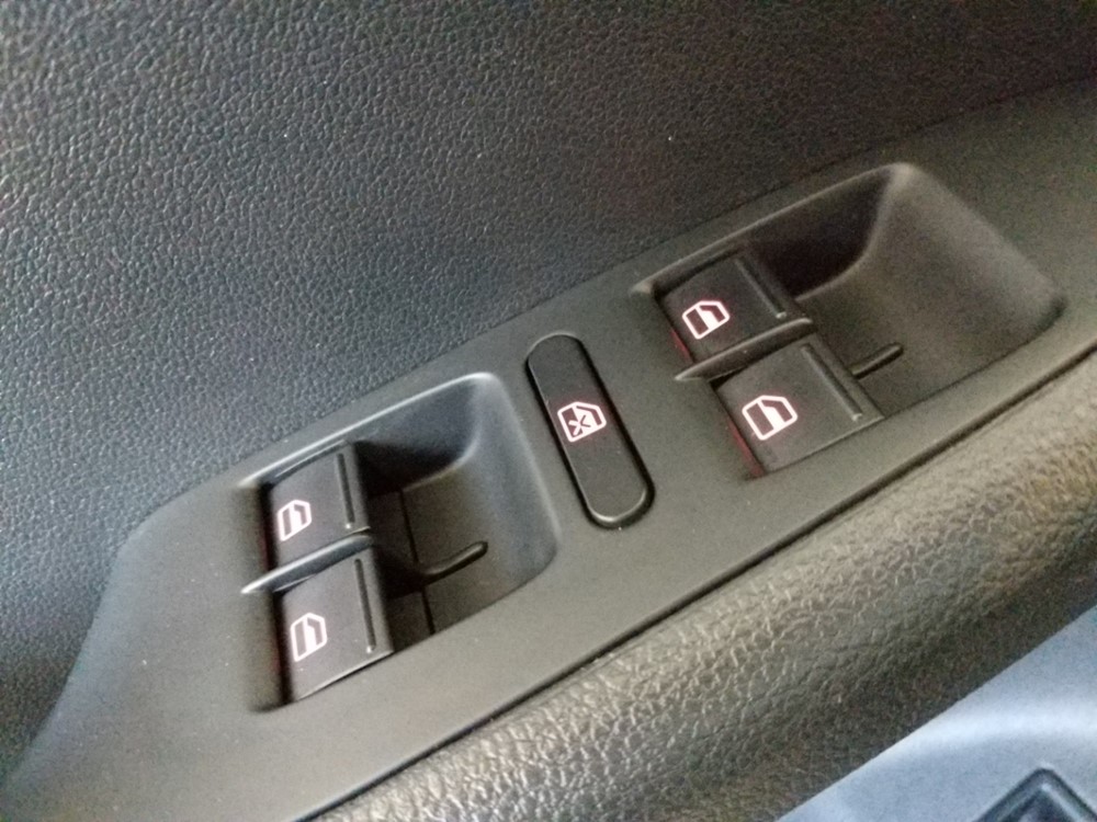 2017 Volkswagen Jetta - Driver Power Windows/Lock Control